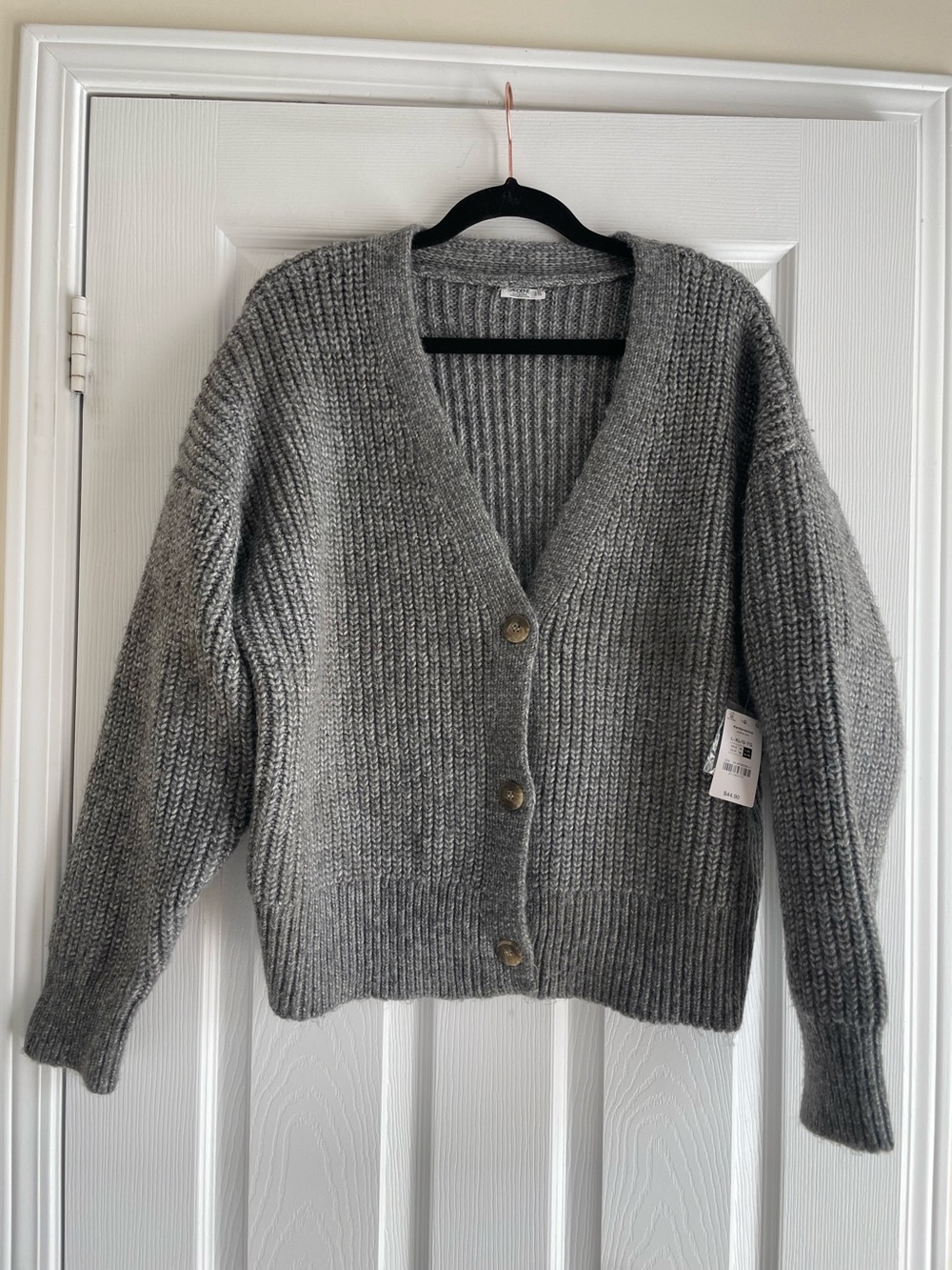BNWT Grey Ribbed V-Neck Button Cardigan Sweater